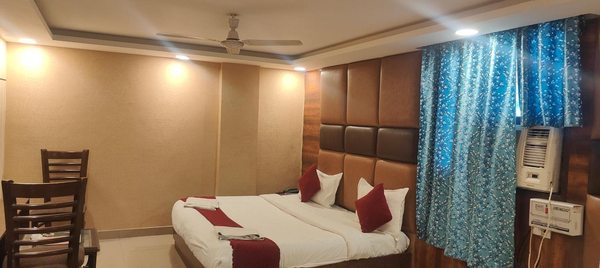 Hotel Tej International Plaza Near Igi Airport Delhi Нью-Дели Экстерьер фото
